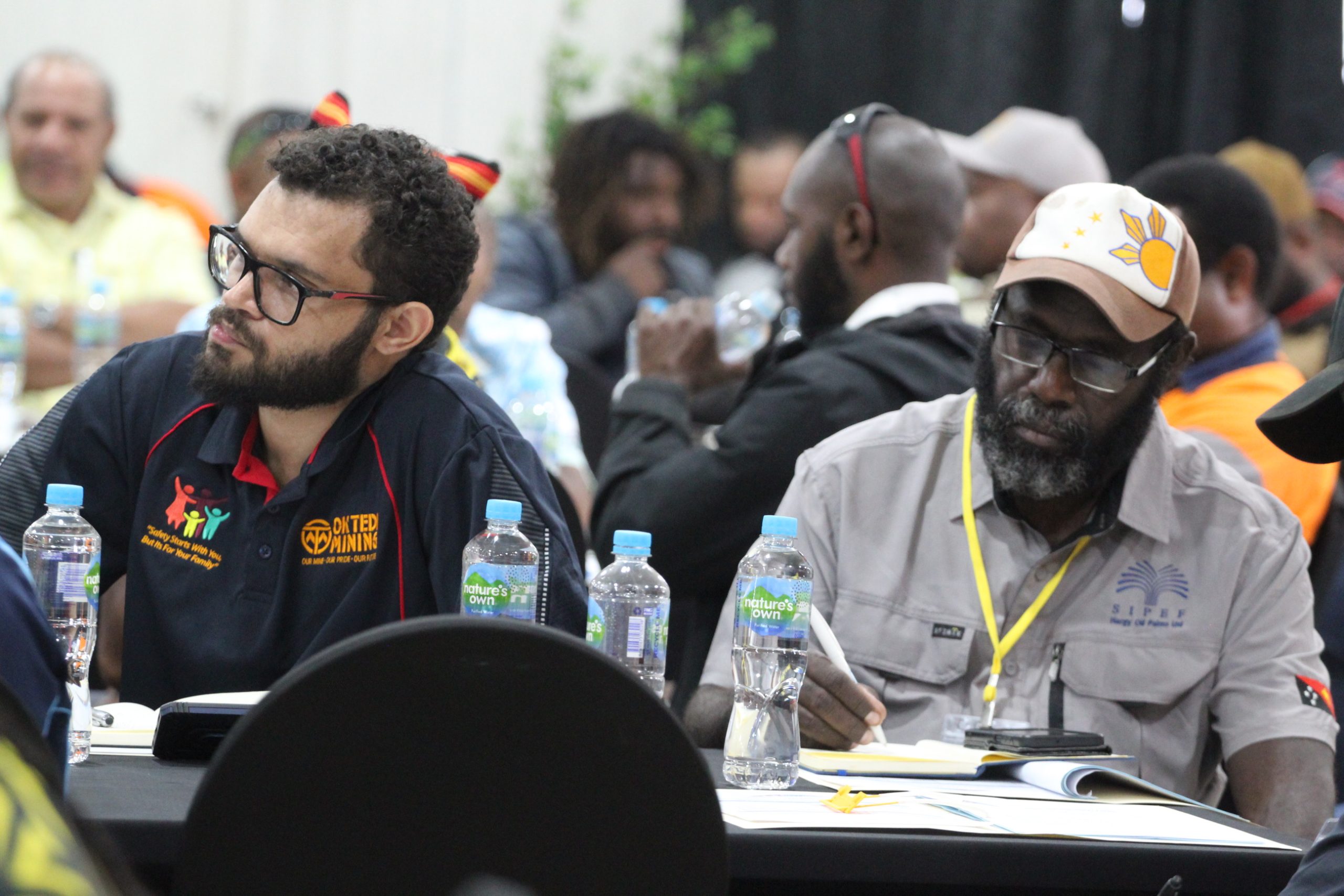 Engineering students and young engineers in Papua New Guinea